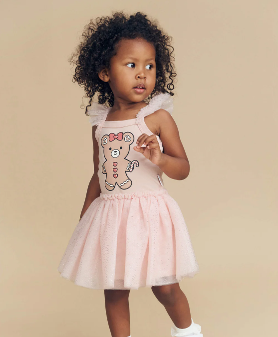 Découvrez la robe de ballet la plus mignonne pour votre petite danseuse: Huxbaby Gingerbread Girl Dress